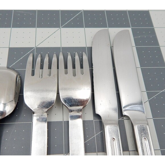 Retroneu INFINITE Stainless Dinner Spoon Fork Knife 18/8 Korea Glossy Flatware - Picture 8 of 16